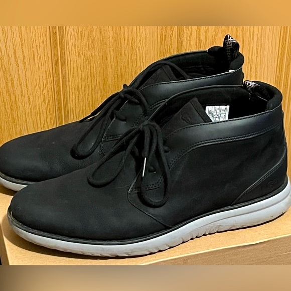 Ugg Men's Union Chukka - Picture 1 of 16